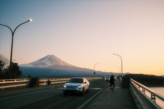 Sonnenuntergang & Brücke im Anime-Look – Digitales Kunstwerk