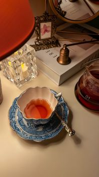 GODONLIF Candle Warmer Lamp with Timer, Birthday Gifts for Women Home Decor | 24h Cycle Timer Dimmable Wax Melt Warmer with 2 Bulbs, Fall Decor for Home Living Room Halloween Decorations Gifts for Mom