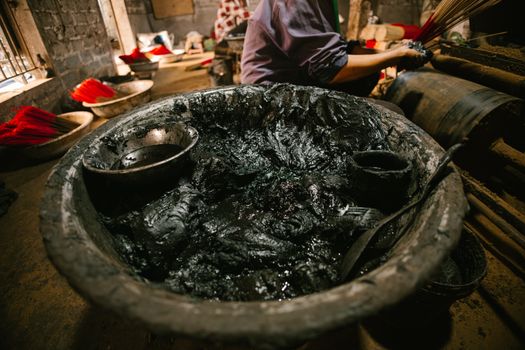 dark red safflower dye