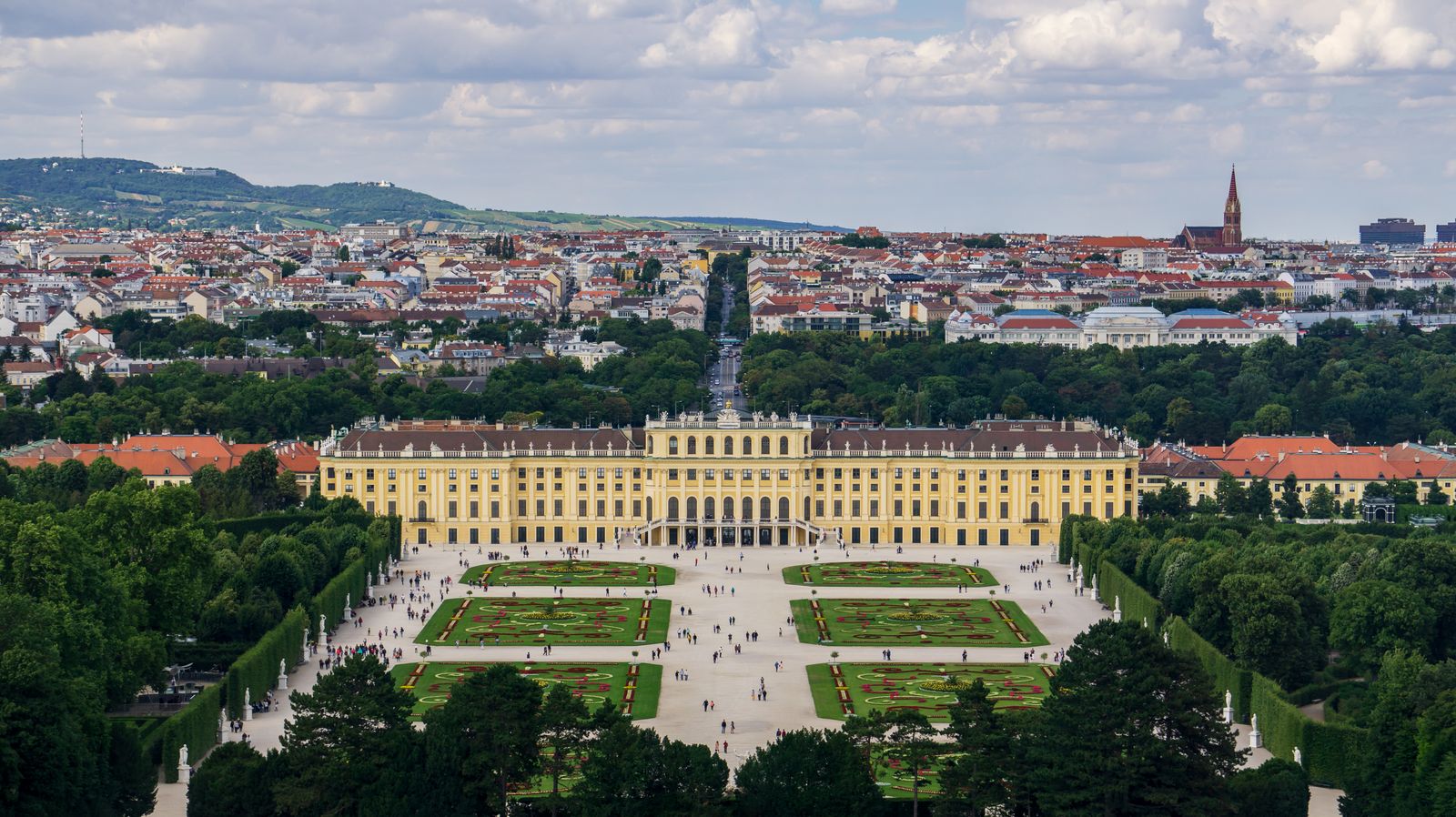 Commercial photography location planning in Vienna