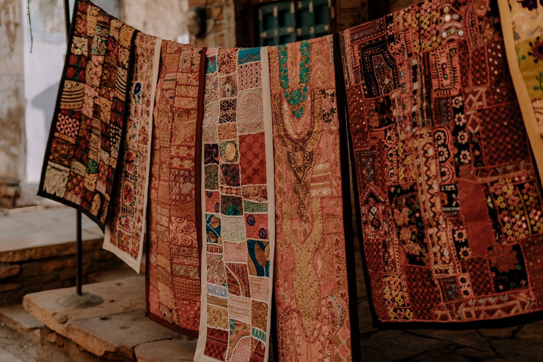 Reviving Pasapalli: The Chessboard Ikat
