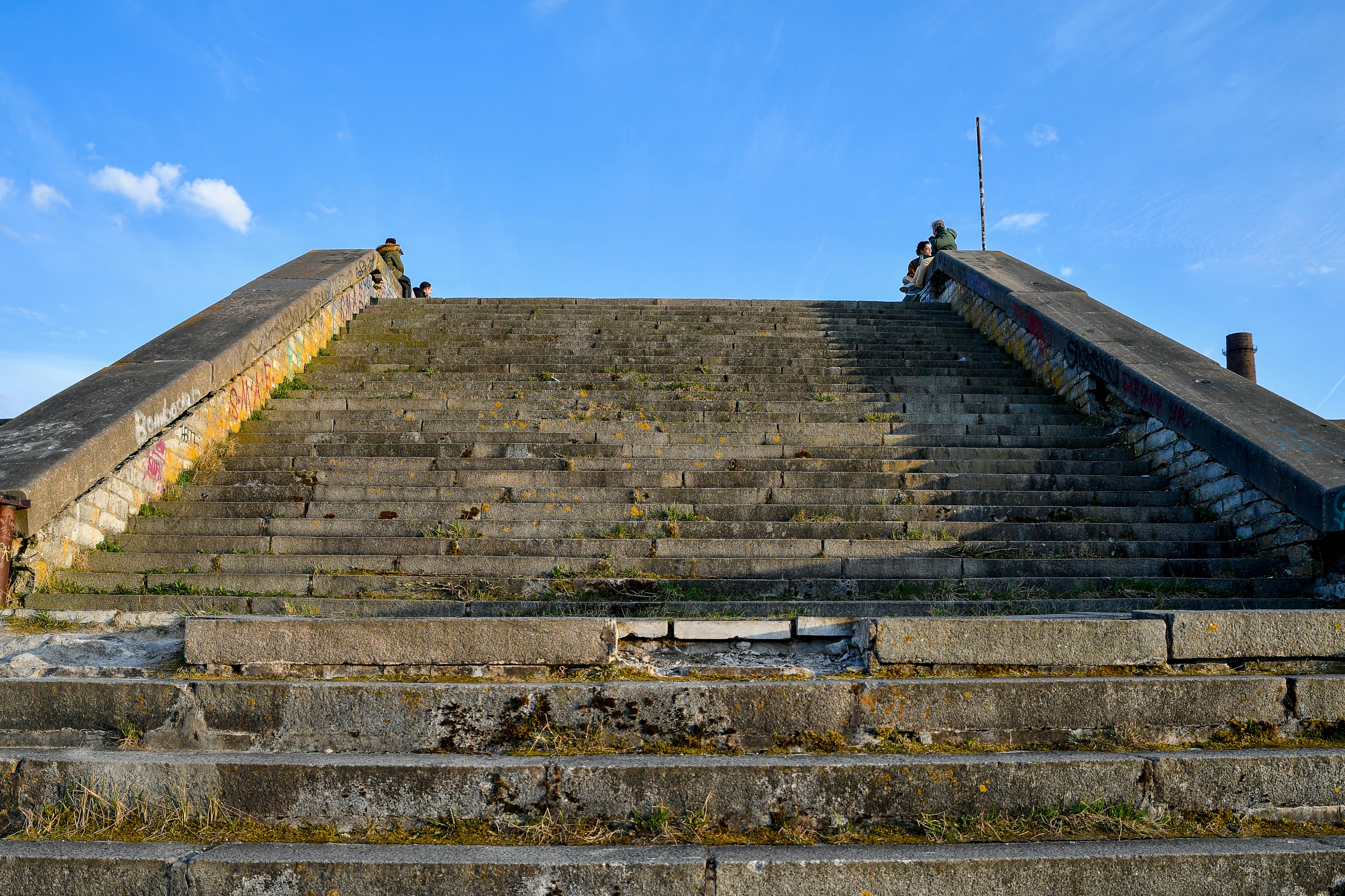 Budget travelers beware: The era of cheap airfare could be over — Photo by Margo Evardson on Pexels