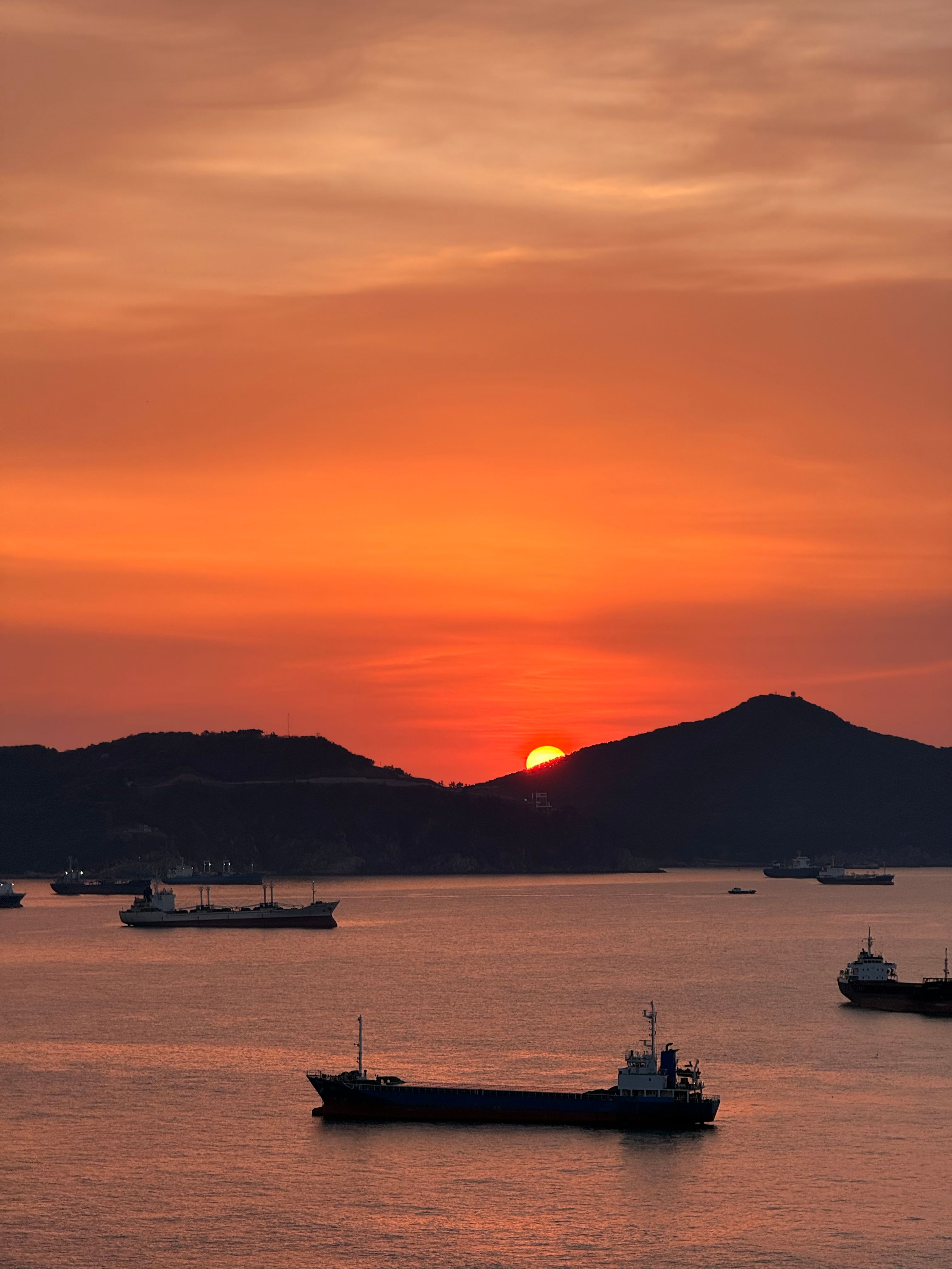창원 마산 앞바다 노을 풍경