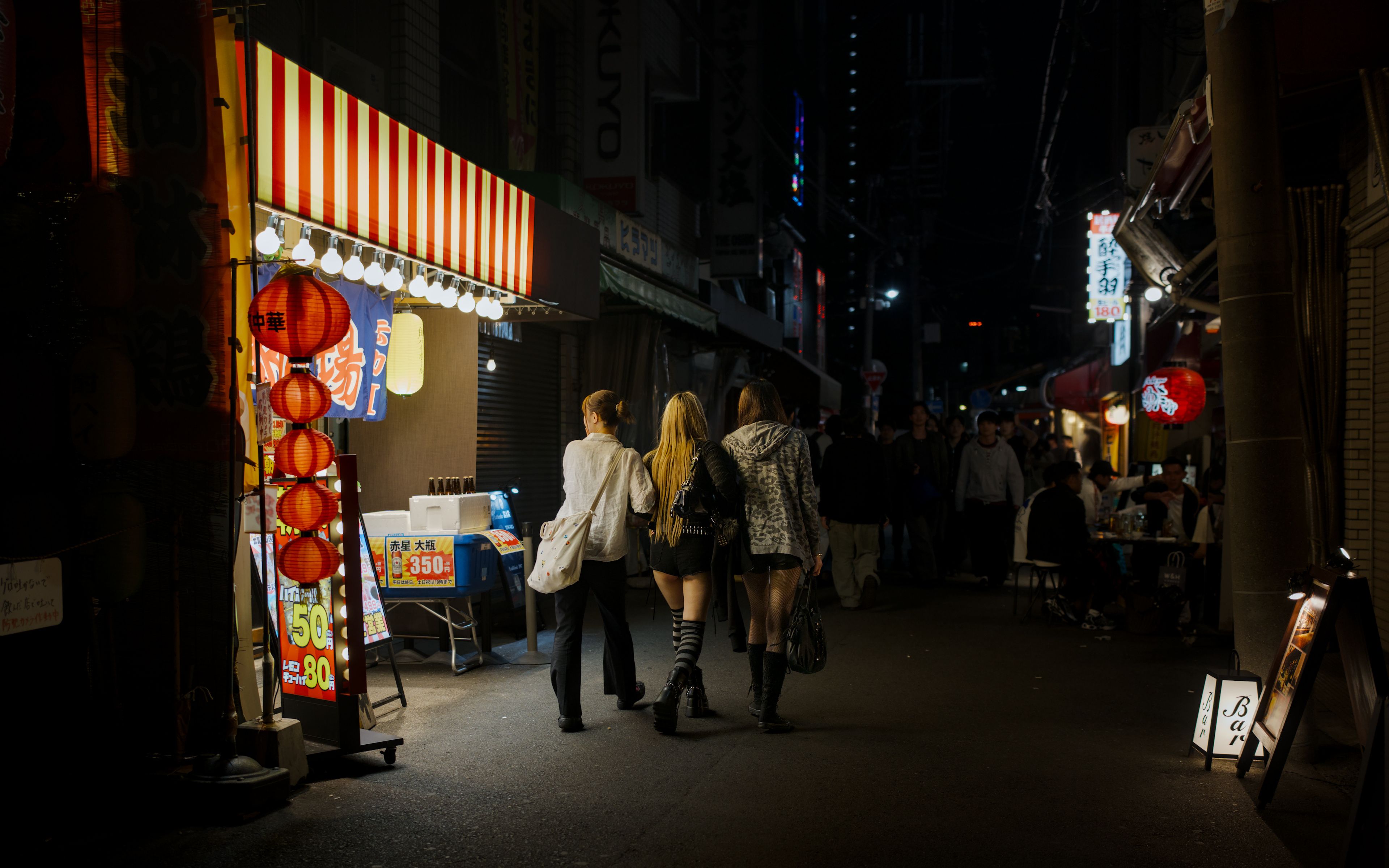 9pm to 11pm after dinner is the best window for night walking in European cities. The light is extraordinary, the crowds are gone, and the city is at its best.