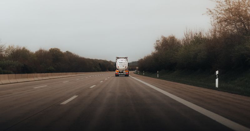 Camion accidenté en Bourgogne-Franche-Comté : que faire ?