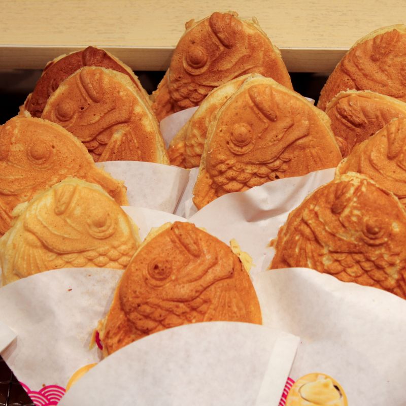 Japanese Taiyaki Fish-Shaped Pastry with Filling
