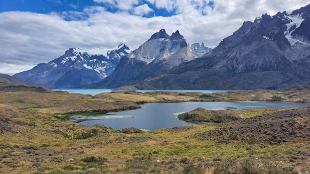 Elegante Berge & Atemberaubend – Naturmotiv als Hintergrundbild