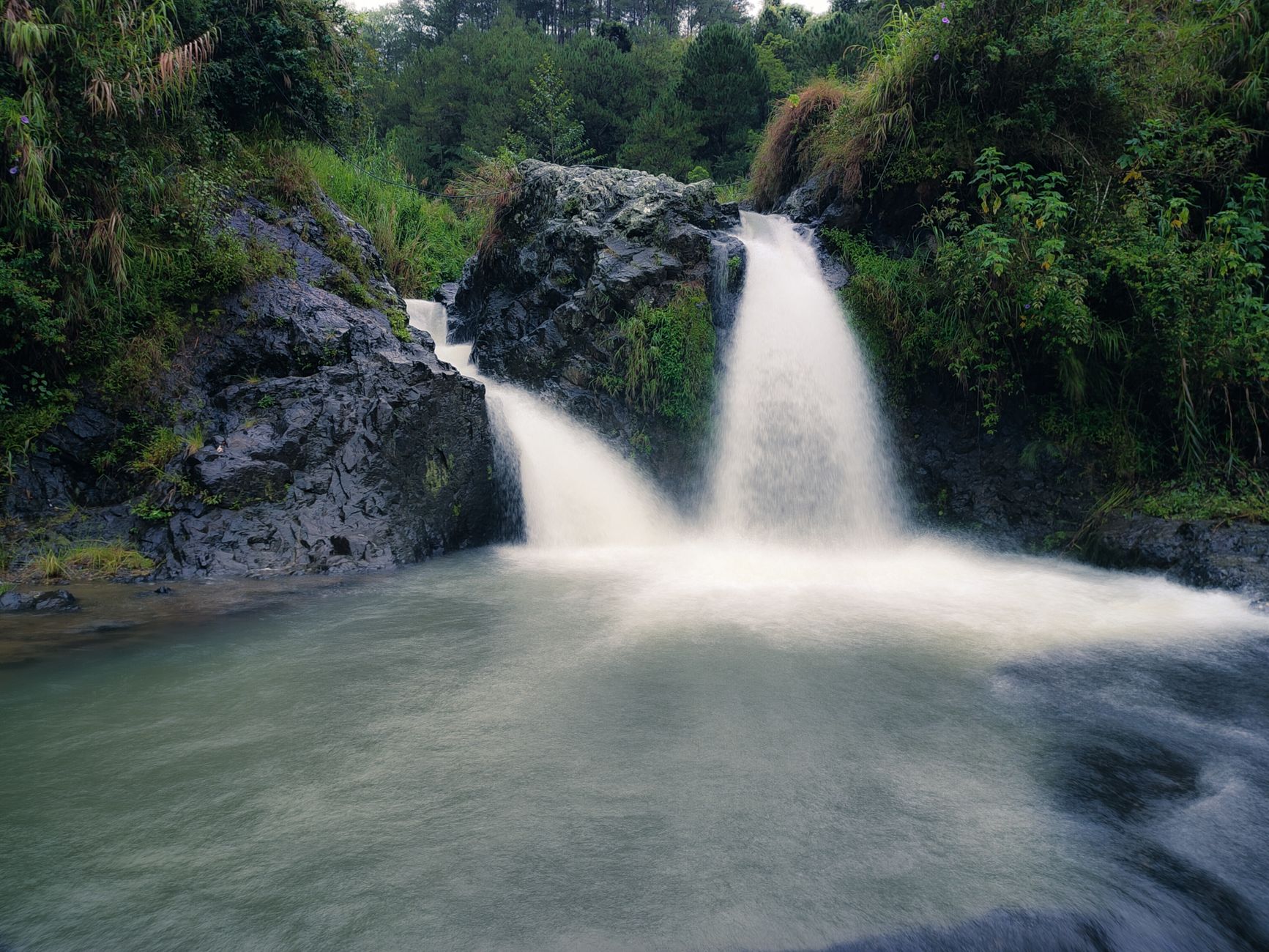 Menjelajahi Keindahan Air Terjun Curug Lawe di Semarang: Panduan Lengkap dan Tips Wisata Jateng