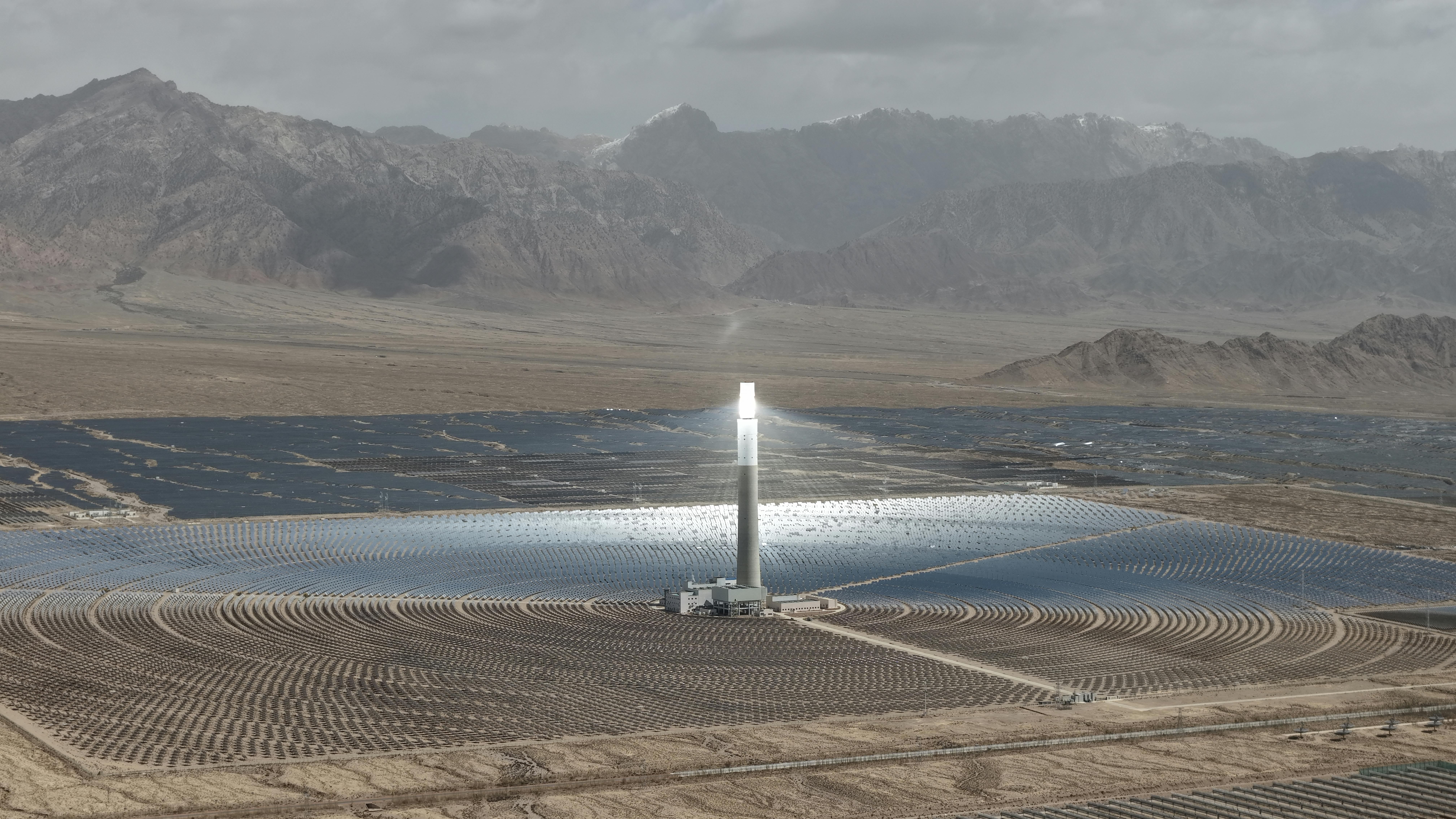 Zambia and Sunshare Energy sign US$246 Million solar deal