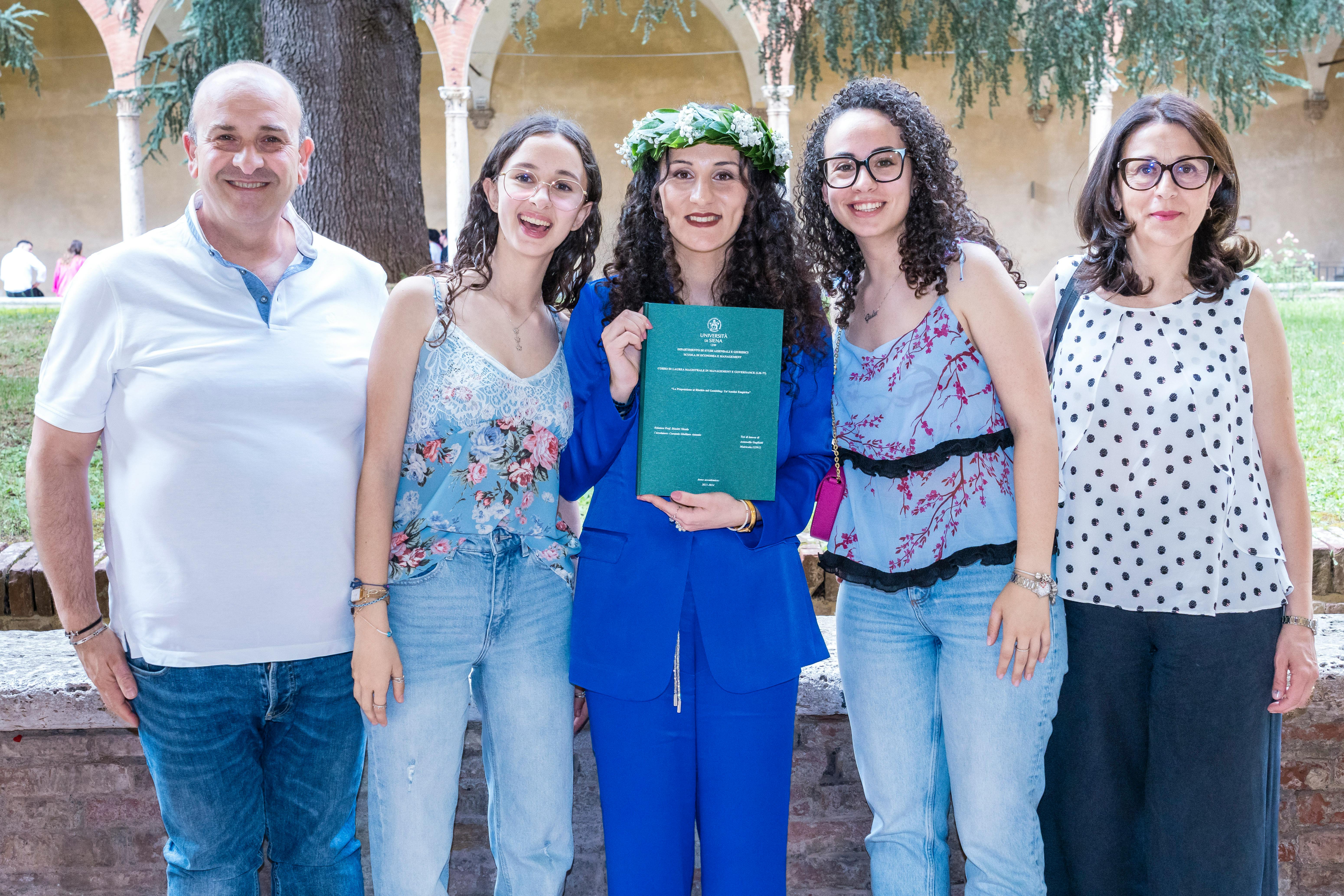 Curious Life Certificate encourages personal development to combat mental health challenges — Photo by ANTONELLA GUGLIOTTI on