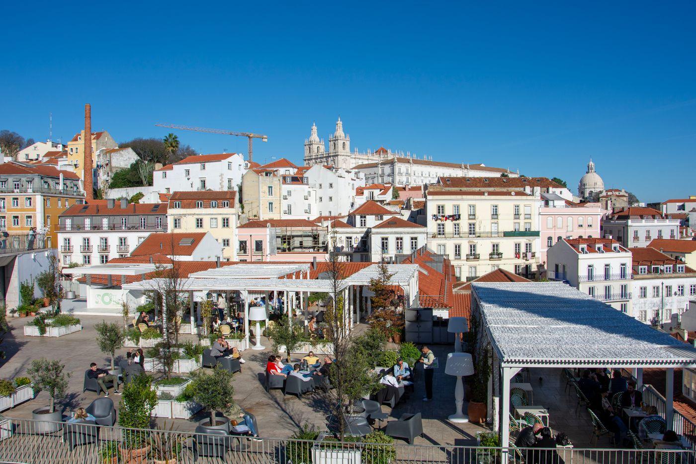 Housing and Neighbourhoods in Portugal: A Guide for American Buyers