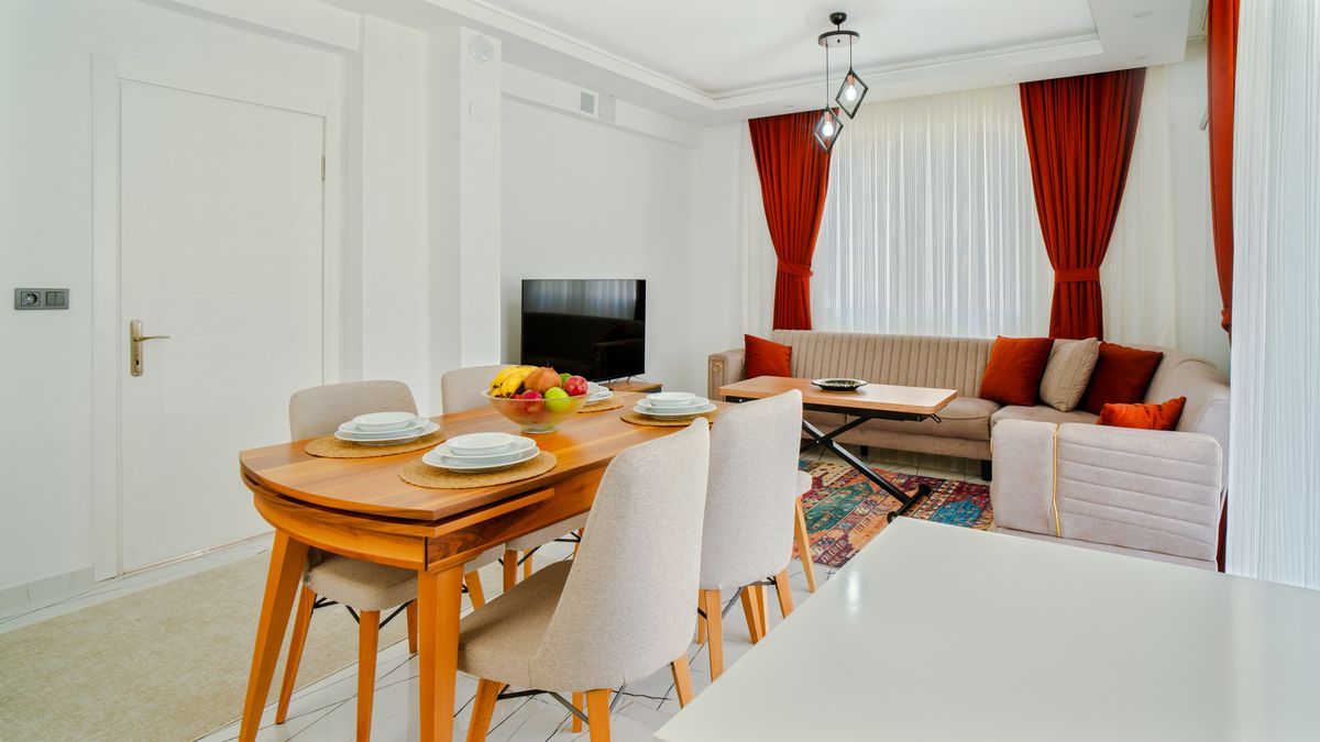 flat moves in Moor Park — Flat Moves in Moor Park — the working end of the job