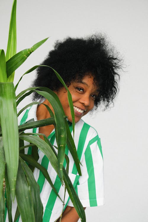 Безкоштовне стокове фото на тему «афро, афро волосся, афро-американська жінка» стокове фото