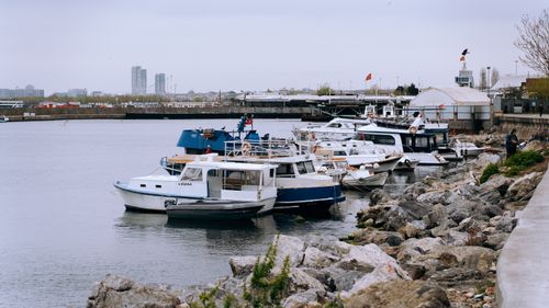 Free A tranquil scene of boats docked at a harbor in Istanbul, Turkey. Stock Photo