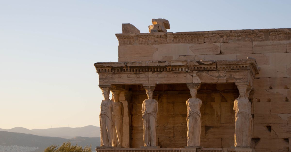 Greece: CSR supporting heritage recovery and the social economy on islands Greece: CSR supporting heritage recovery and the social economy on islands
