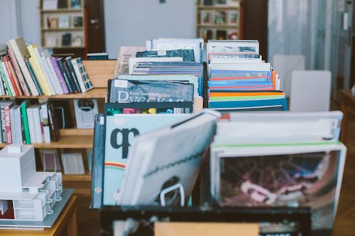 Foto Van Boeken Op Boekenkasten