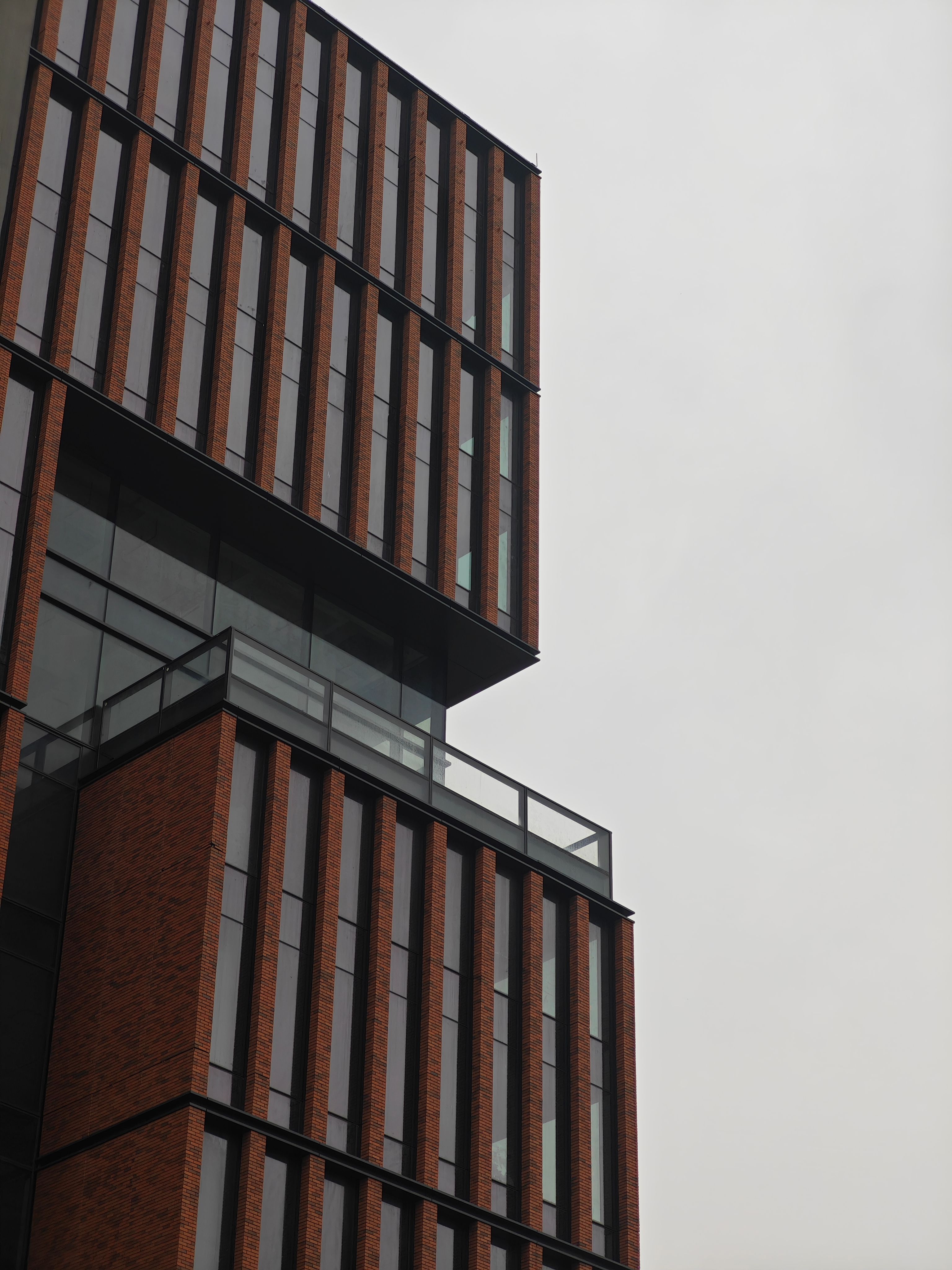 Modern Geometric High-Rise Architecture Design · Free Stock Photo