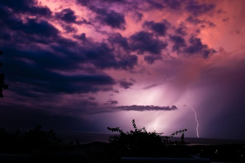 Foto stok gratis langit, matahari terbenam, petir