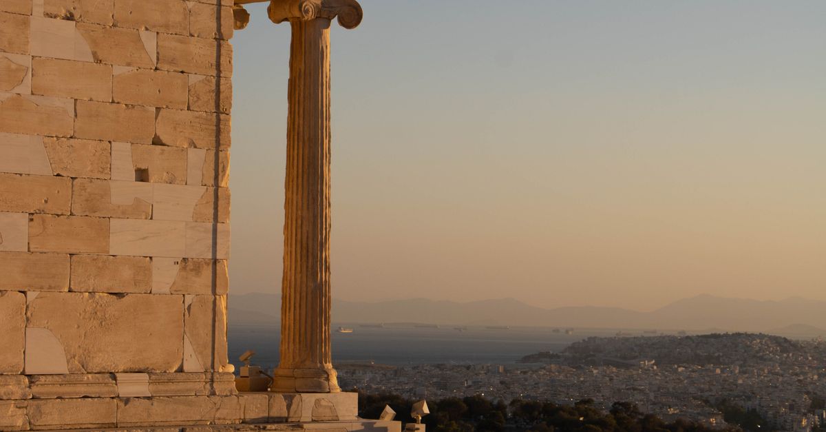 Greece: CSR supporting heritage recovery and the social economy on islands Greece: CSR supporting heritage recovery and the social economy on islands