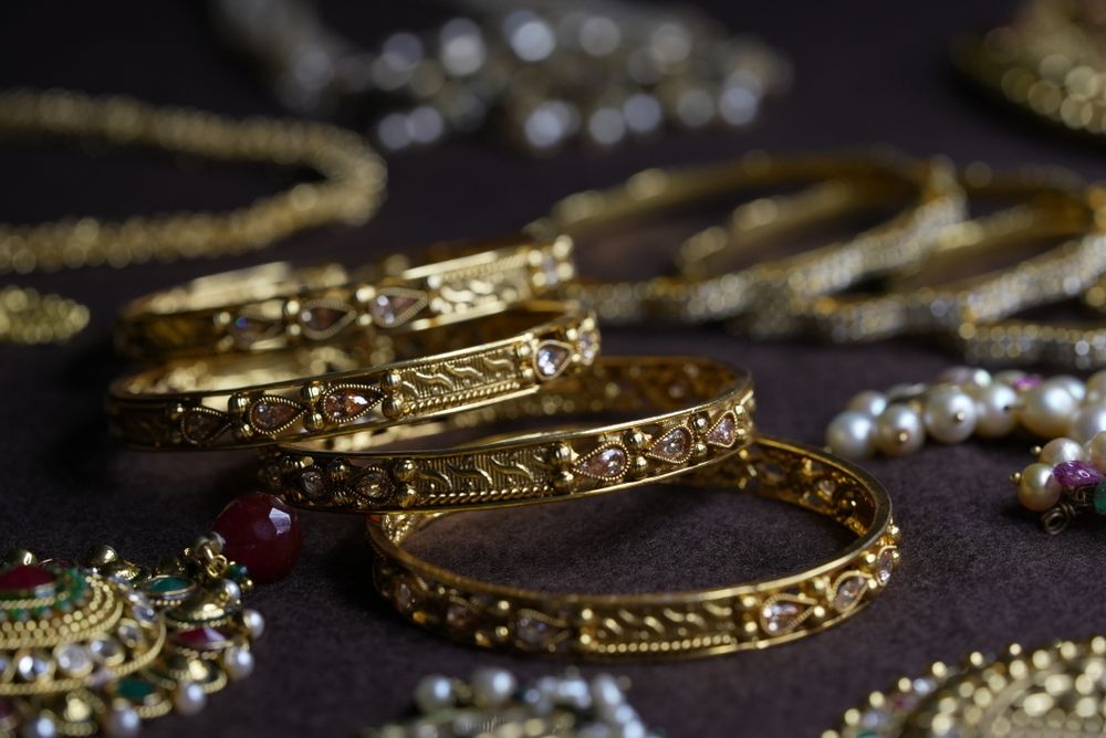Ceremonial Stacked Gold Bangles & Necklace Suite