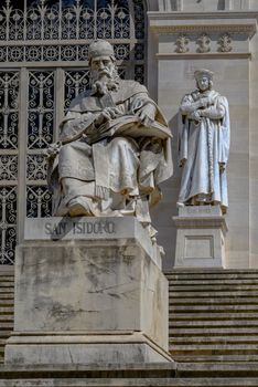Statues of San Isidoro and Luis Vives outside the National Library, Madrid.