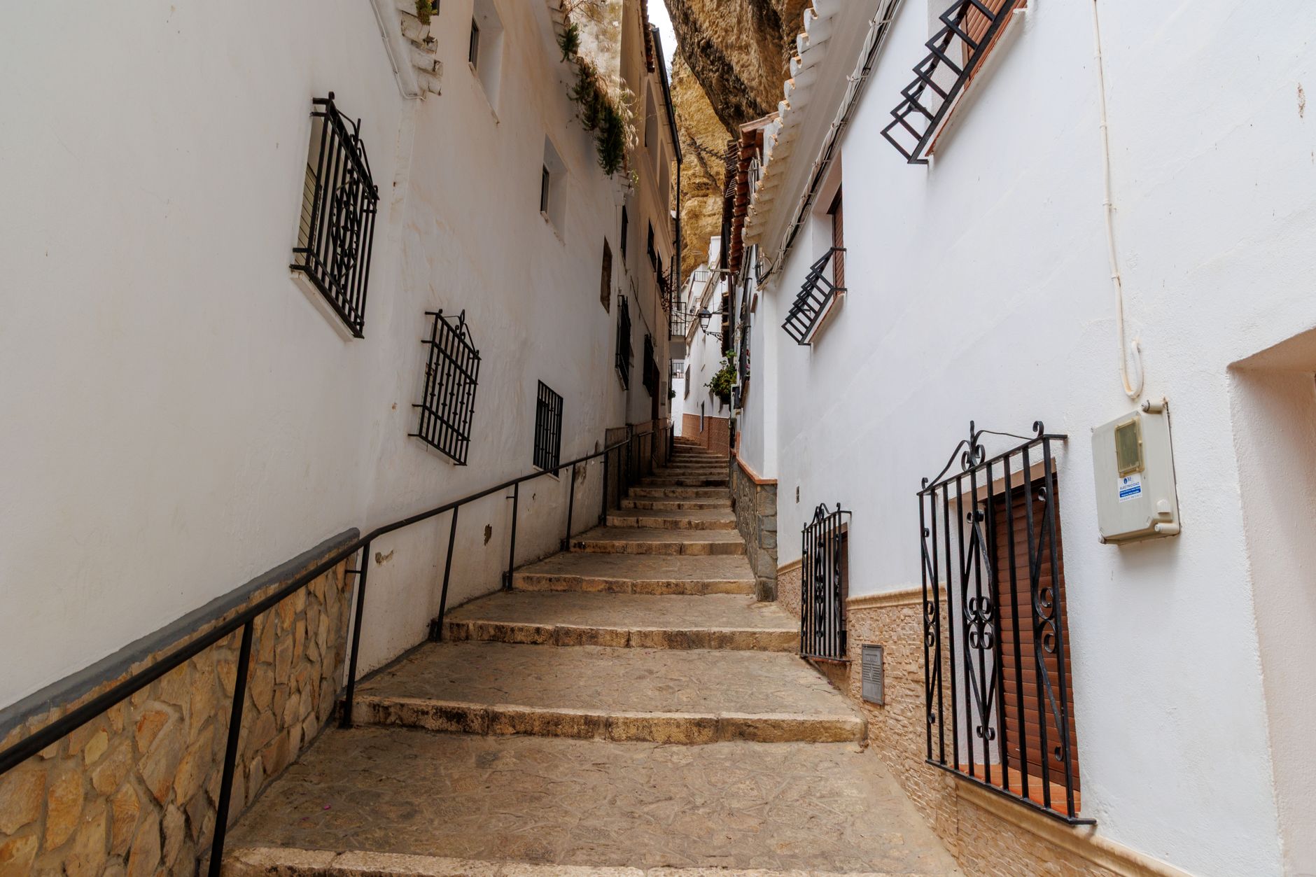 Setenil de las Bodegas, Costa del Sol