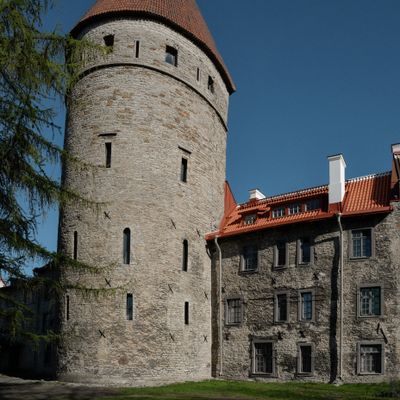 Tallinn old-town tower, photo by Margo Evardson on Pexels
