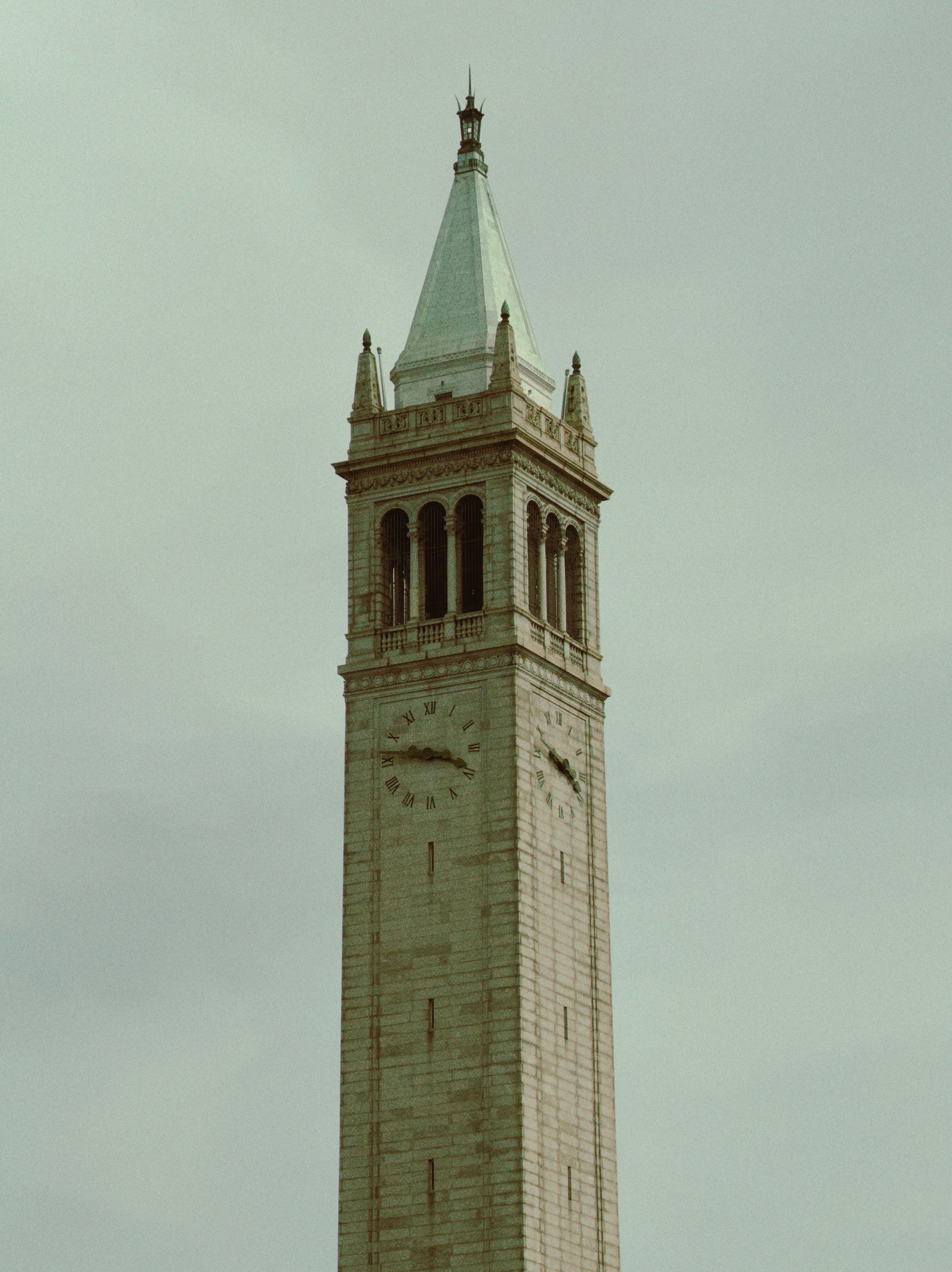 伯克利分校 Sather Tower 钟楼