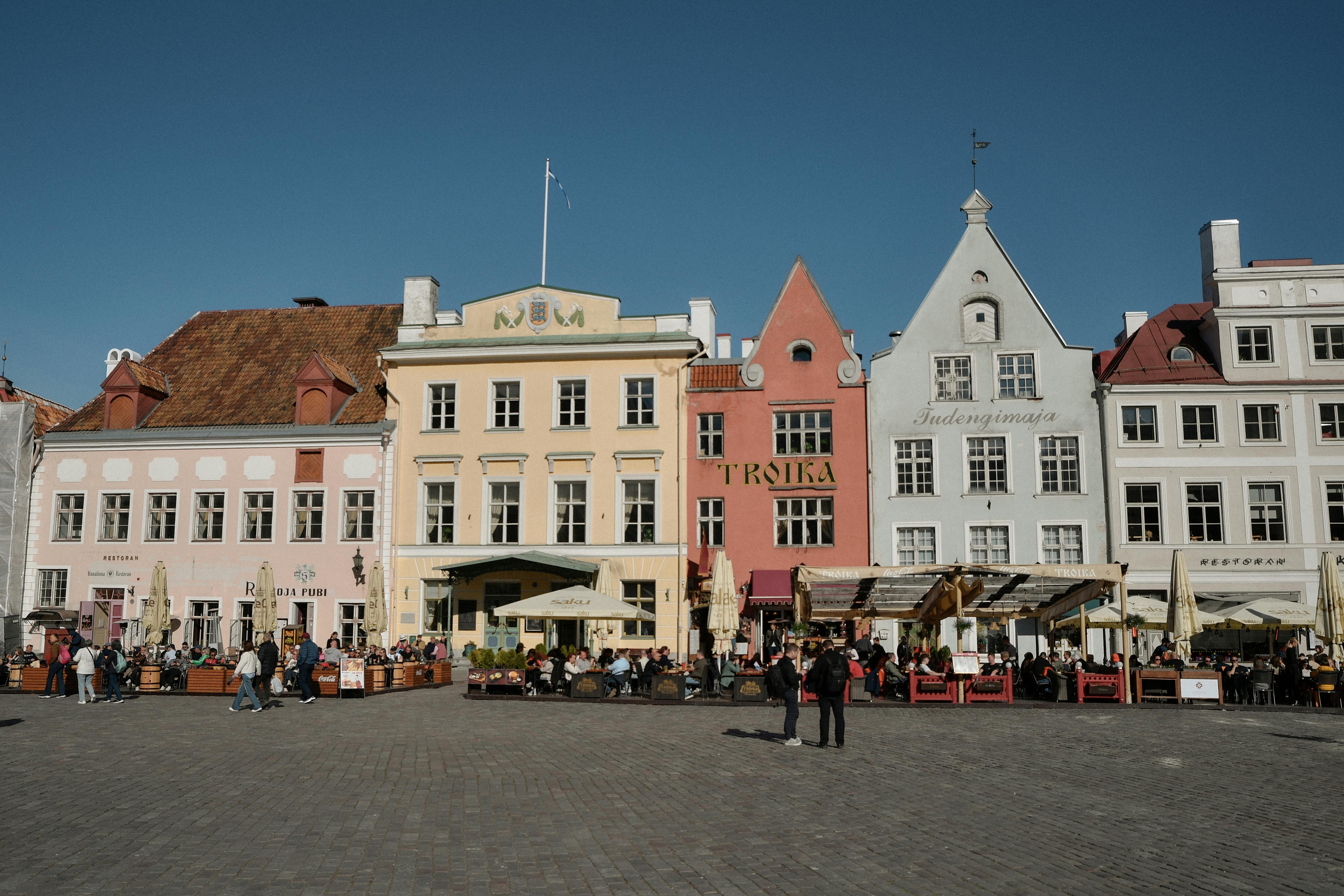 Zelensky awards Tallinn the title of 'City of Rescuers'