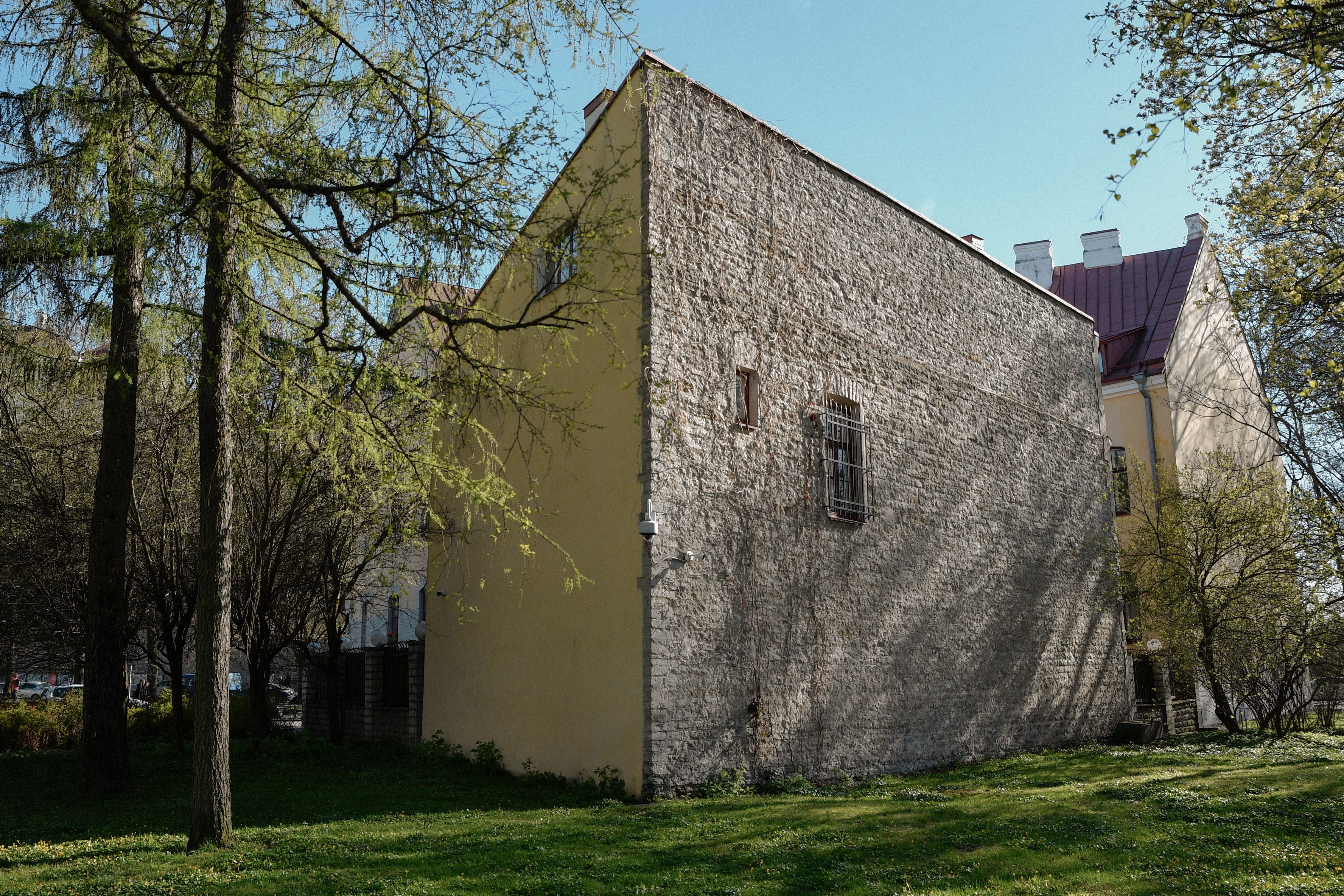 Cannon tower of Kiek in de Kok with medieval bastion passages below