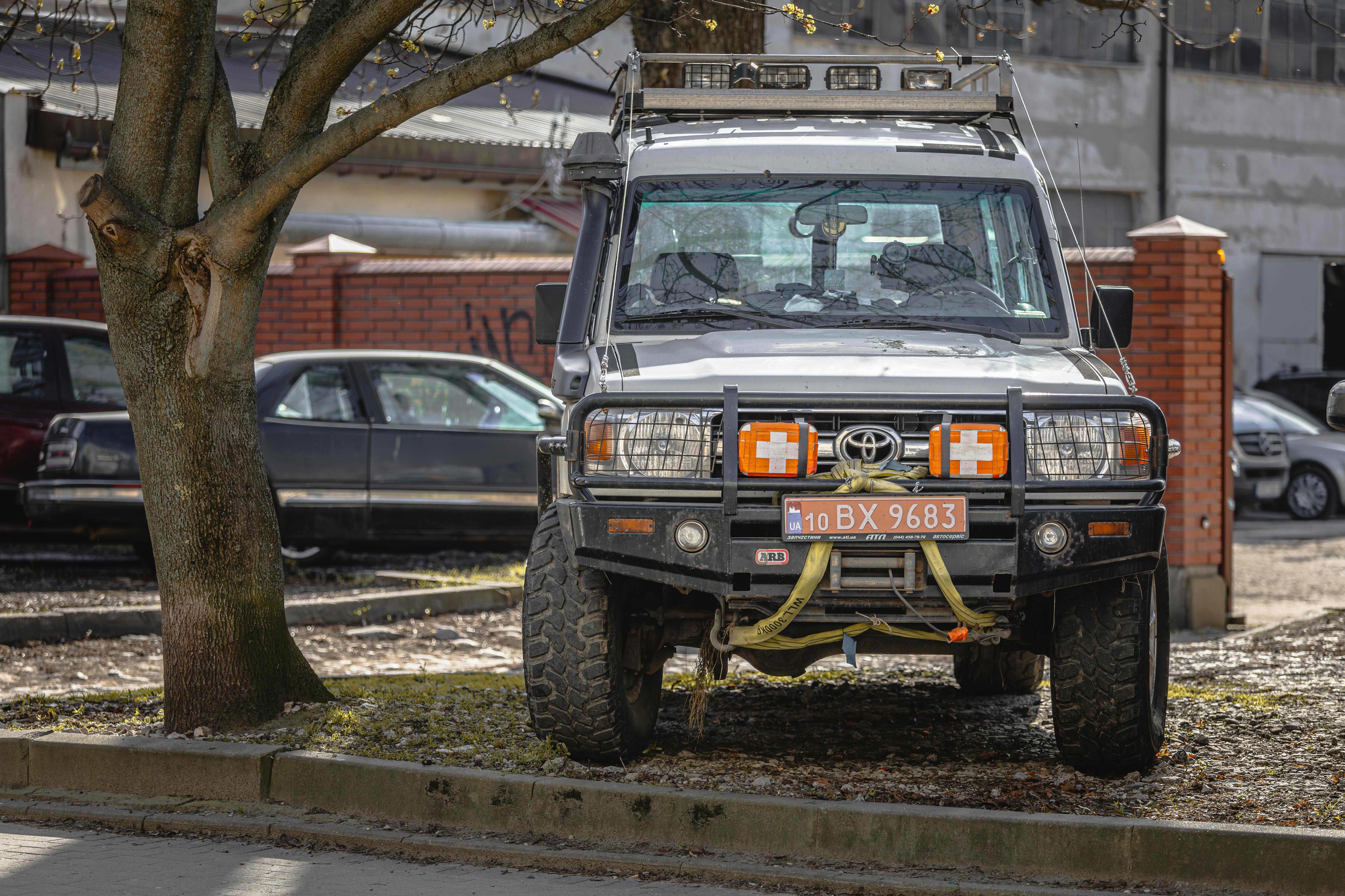 Toyota recalls 550,000 vehicles over seat defect — Photo by Serhii Barkanov on Pexels