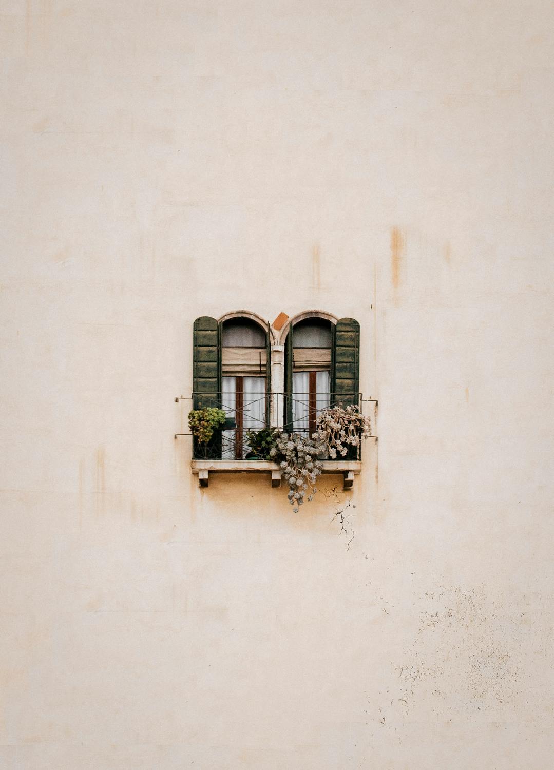 Facade in Naples, Italy