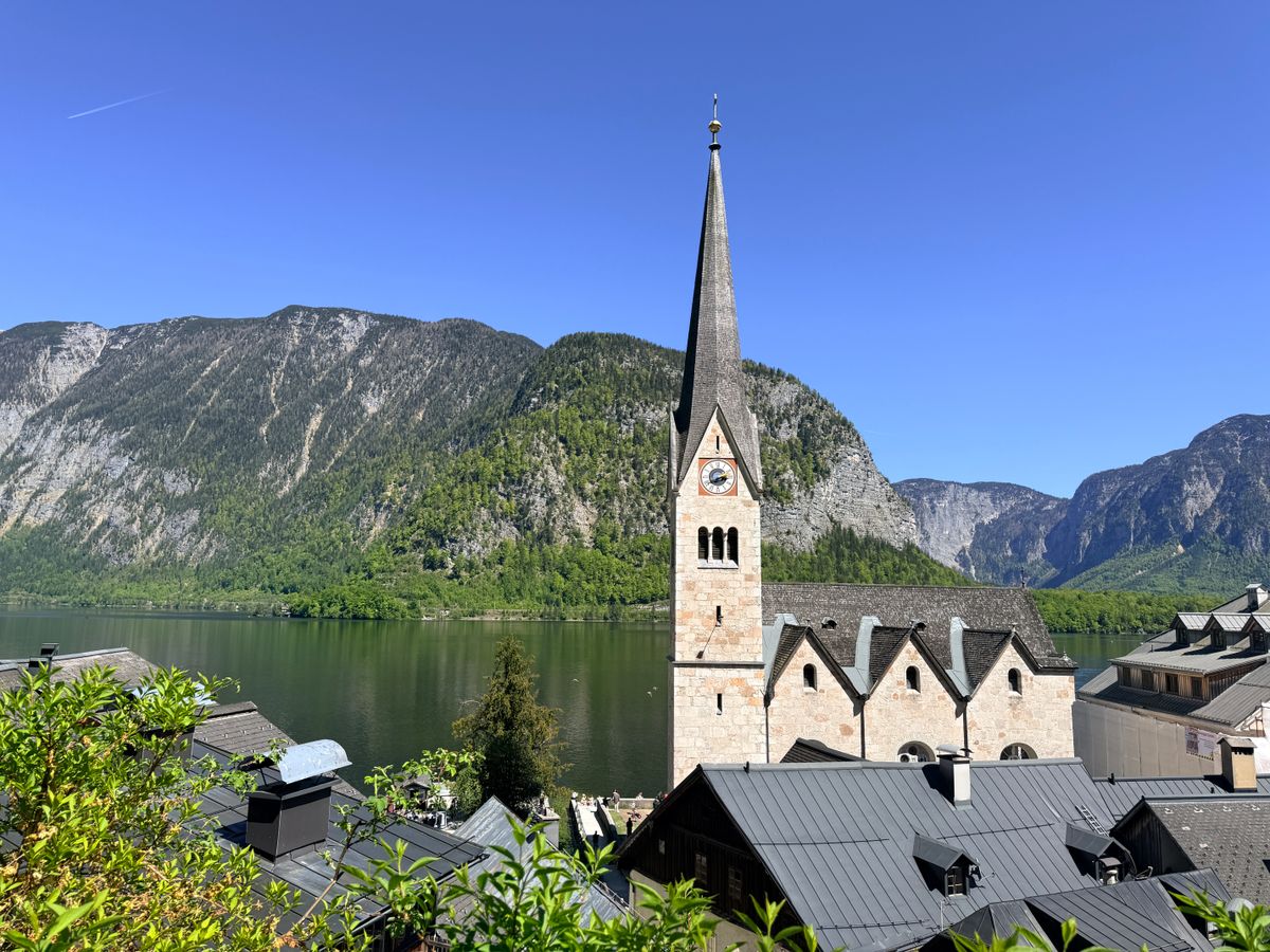 Hallstatt — Fairytale Village on the Alpine Lake (4)