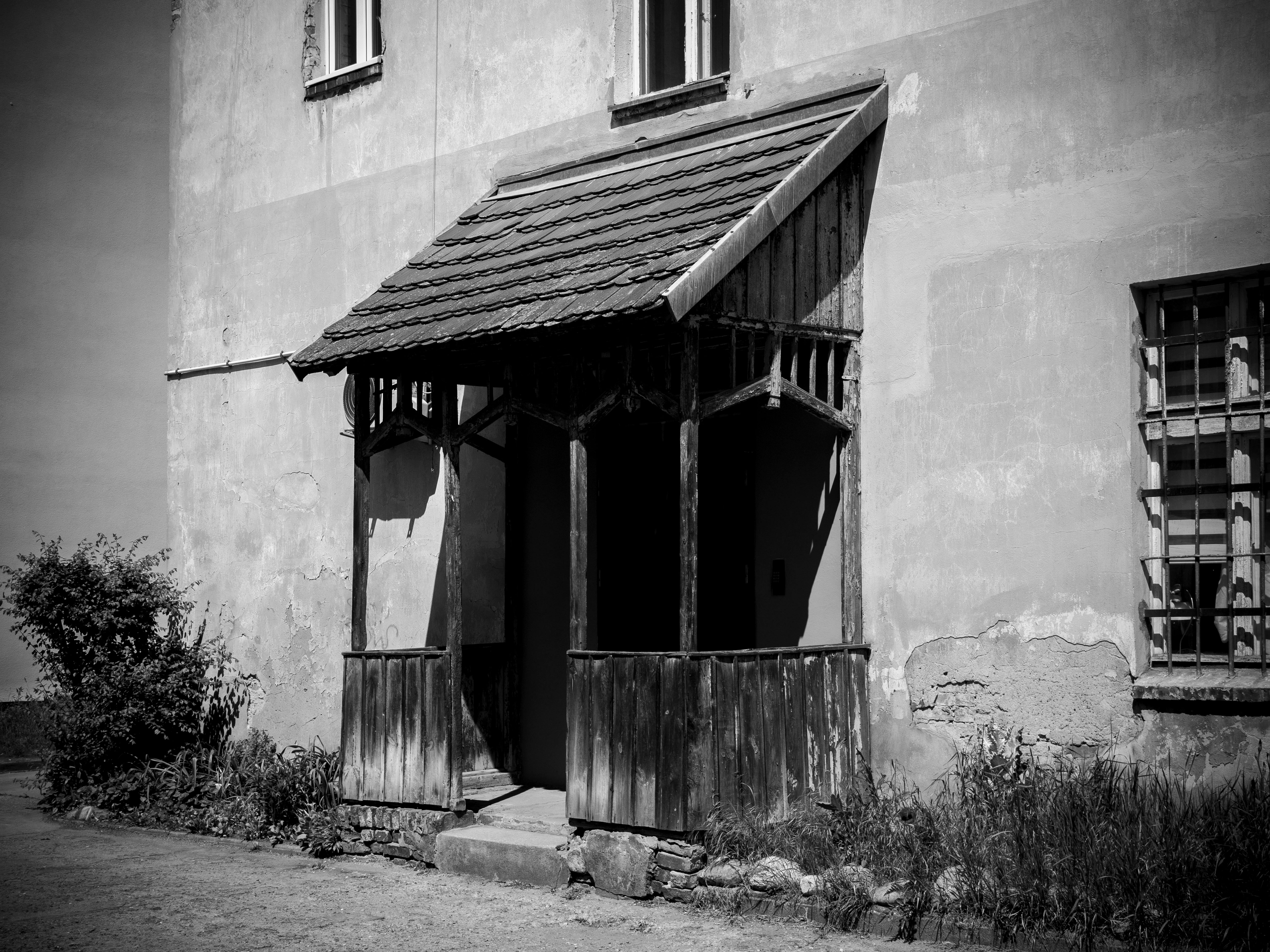 Inside Voysey House – the archival home of Sanderson Design Group — Photo by SHOX ART on Pexels