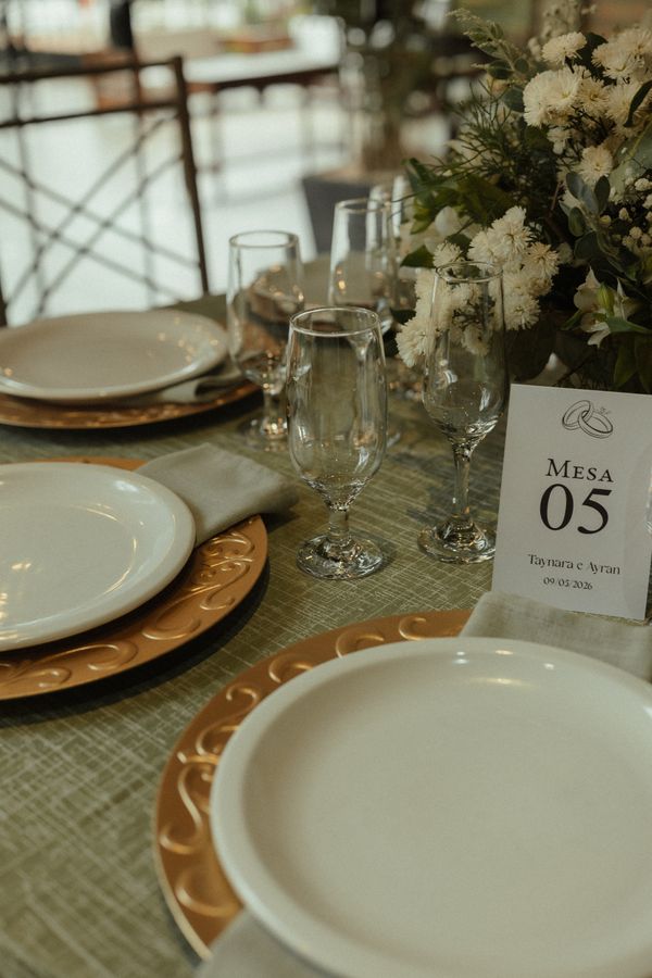 Mantelería fina para bodas y banquetes