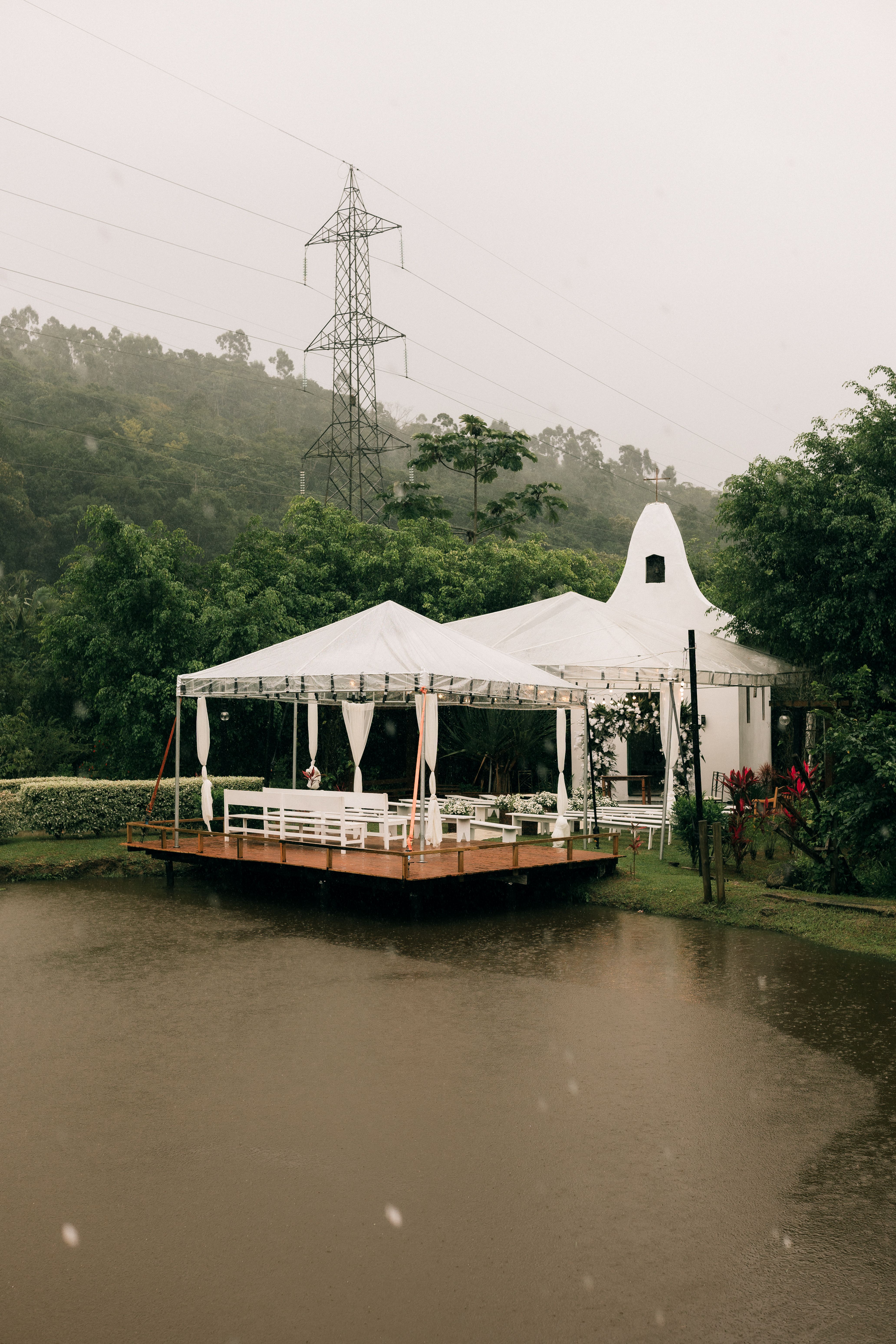 Tent / Gazebo