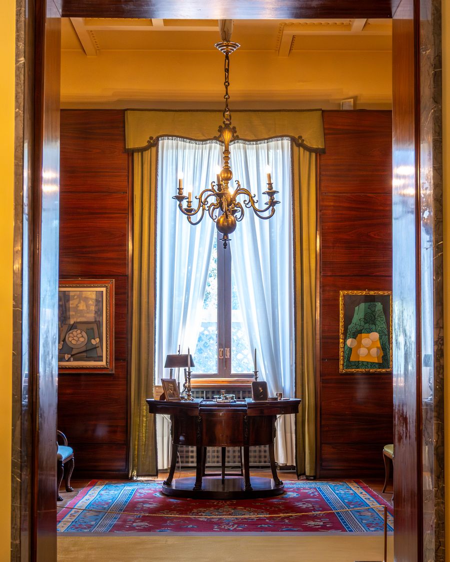 Curtains in an elegant commercial interior