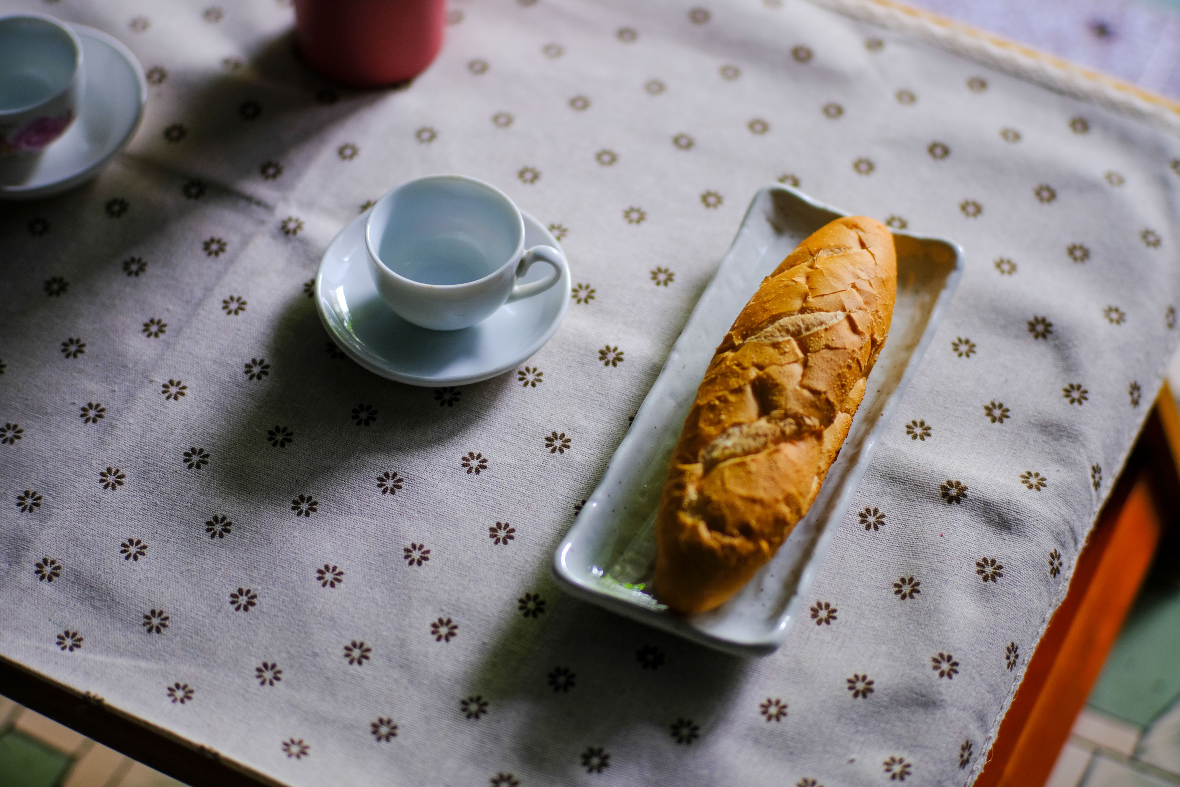 Voyage au cœur du petit déjeuner vietnamien : saveurs, rituels et incontournables