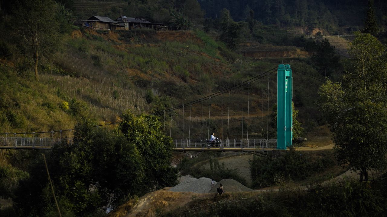 New Pedestrian Bridges Transform Rural Life in Rwanda