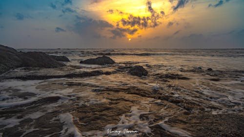 Foto stok gratis angin sepoi-sepoi, matahari terbenam, matahari terbenam di pantai