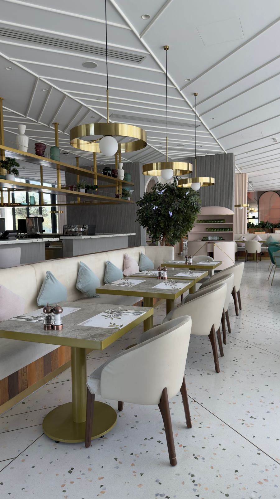 Modern chic upscale interior with seating