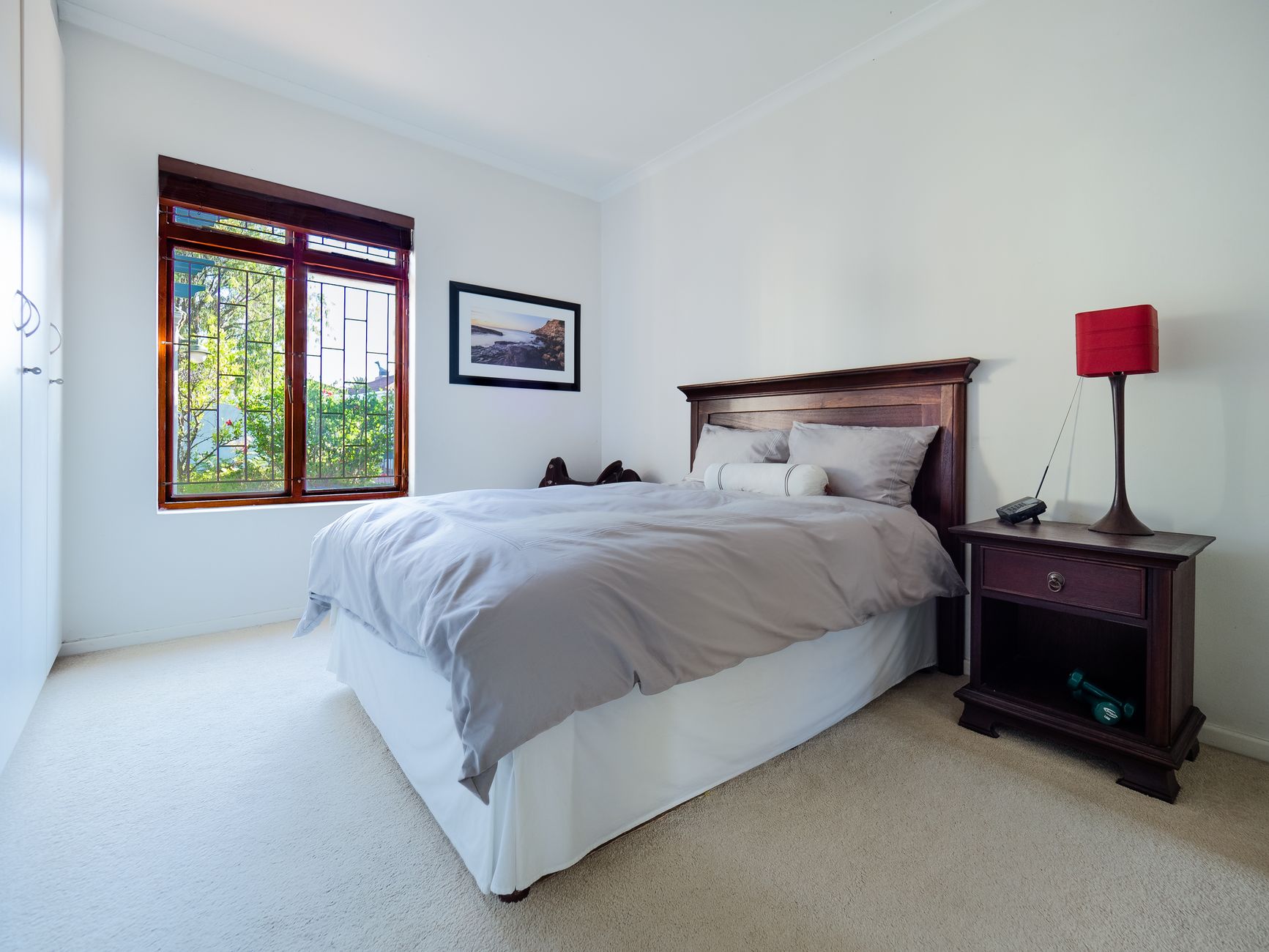 minimalist comfortable bedroom