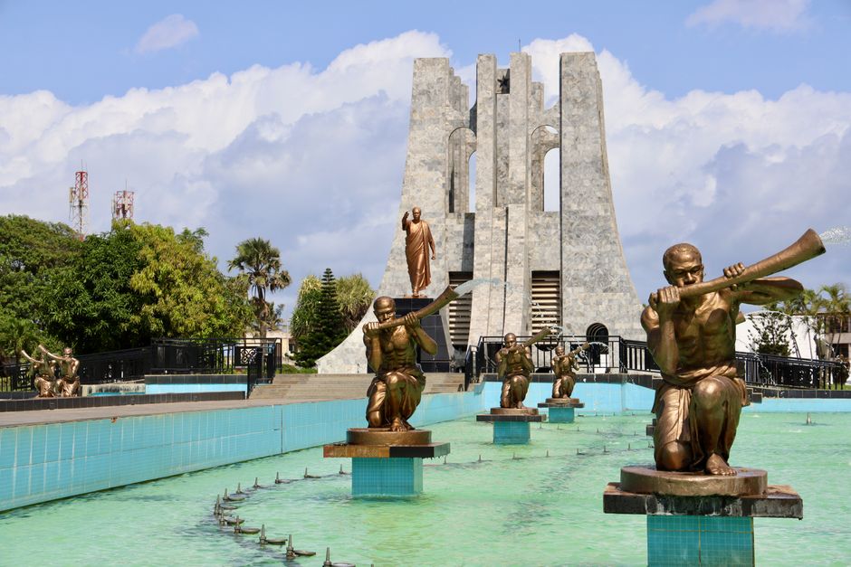 Stunning view of the Kwame Nkrumah Mausoleum and fountain statues in Accra.
