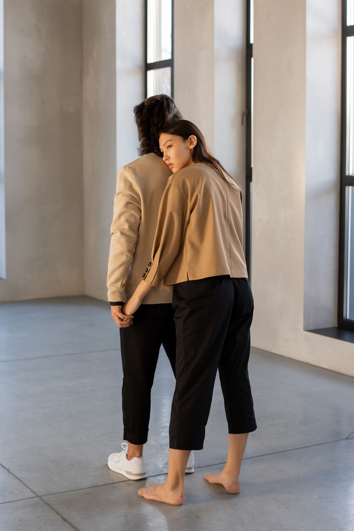 Couple Back Hug · Free Stock Photo