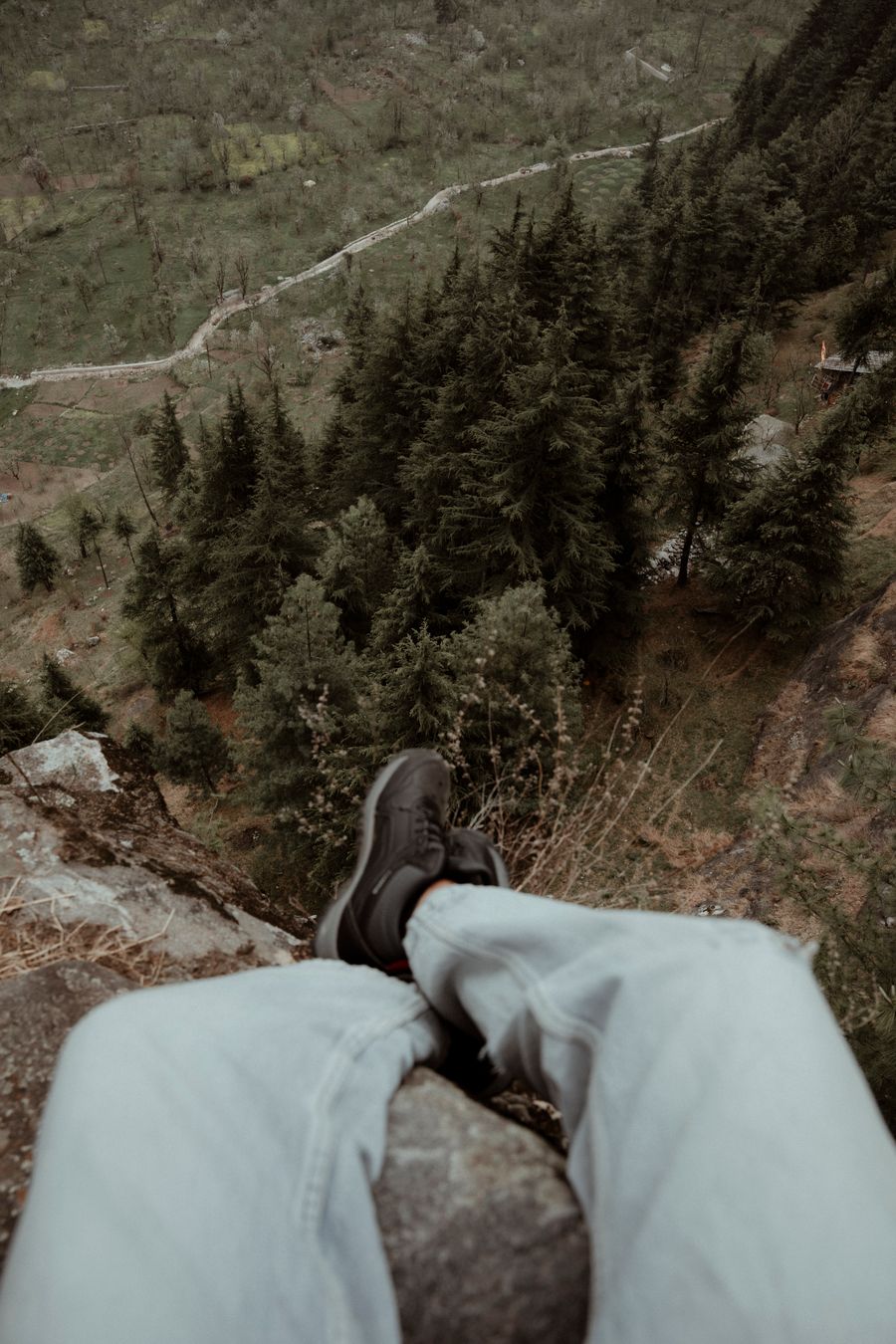 Suicide Point Roghi photo 3