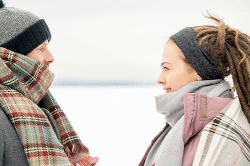 Pareja, Llevando, Bufandas