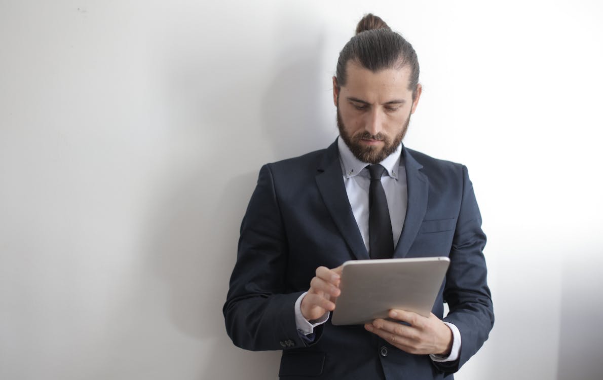 Hombre Vestido Con Un Traje De Negocios