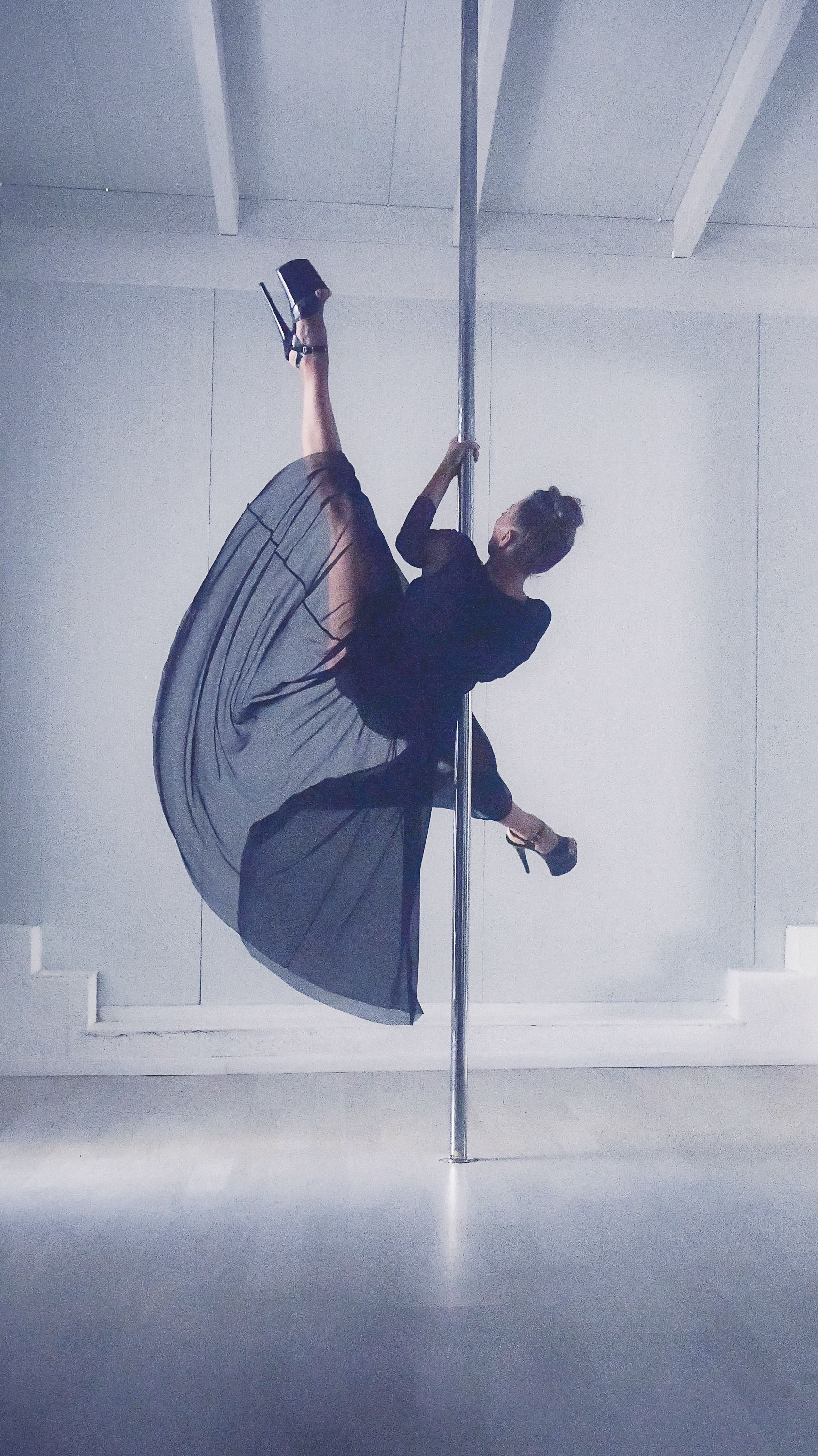 Pole dance gallery