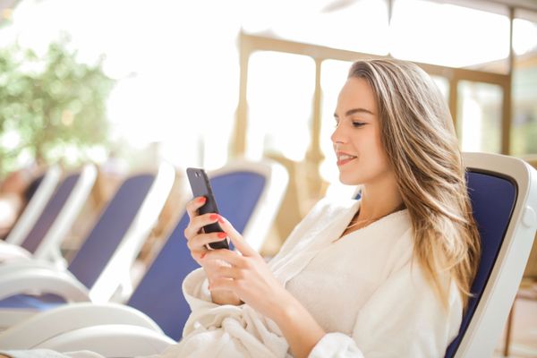 Spa massage oil and towels