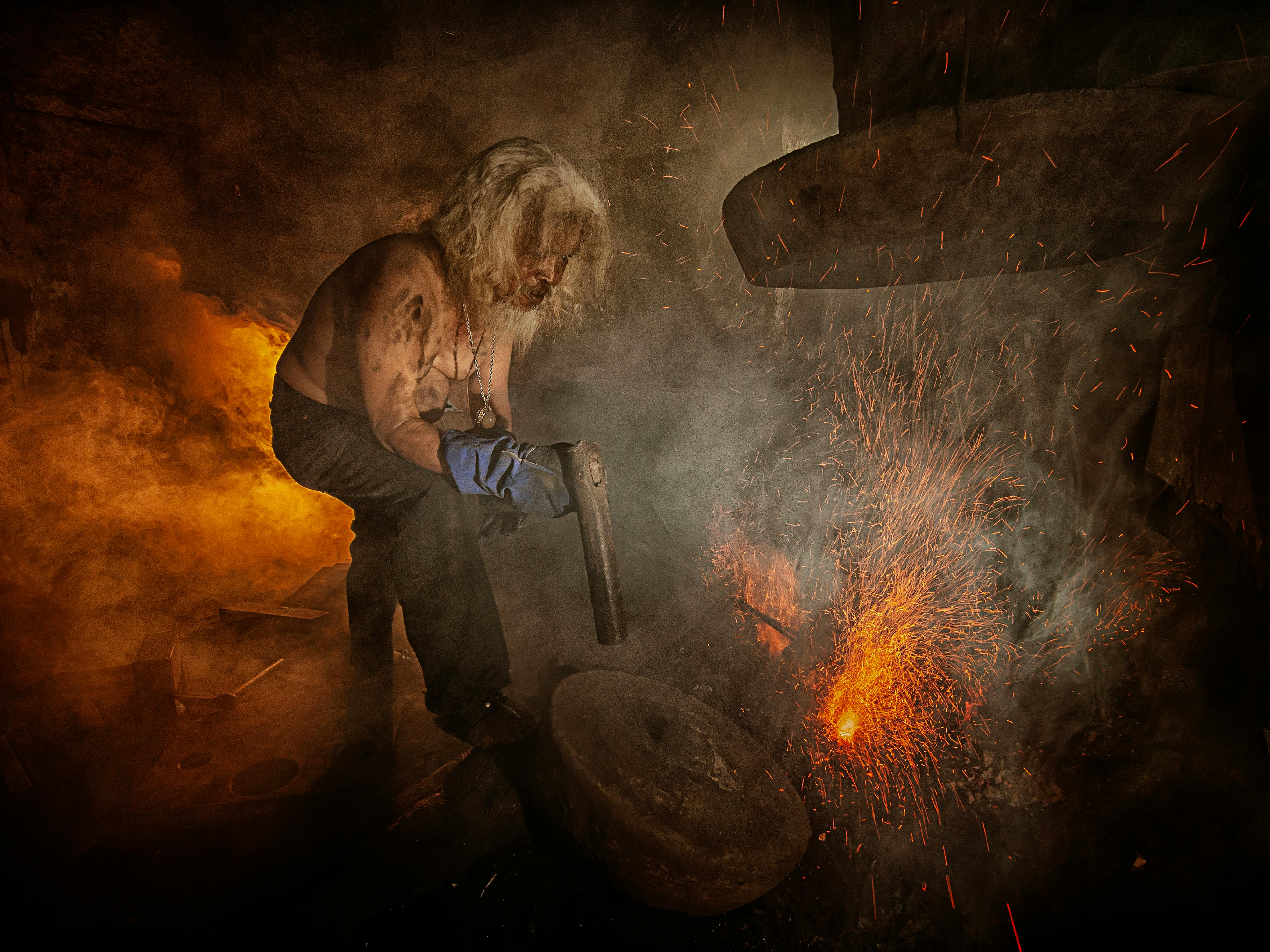 Analog crafts: From blacksmithing to needlepoint, young people are embracing ‘grandma hobbies’ — Photo by ubed on Pexels